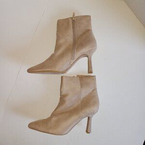 NWOB - Express Beige Pointed Toe Stiletto  Booties - Size 8